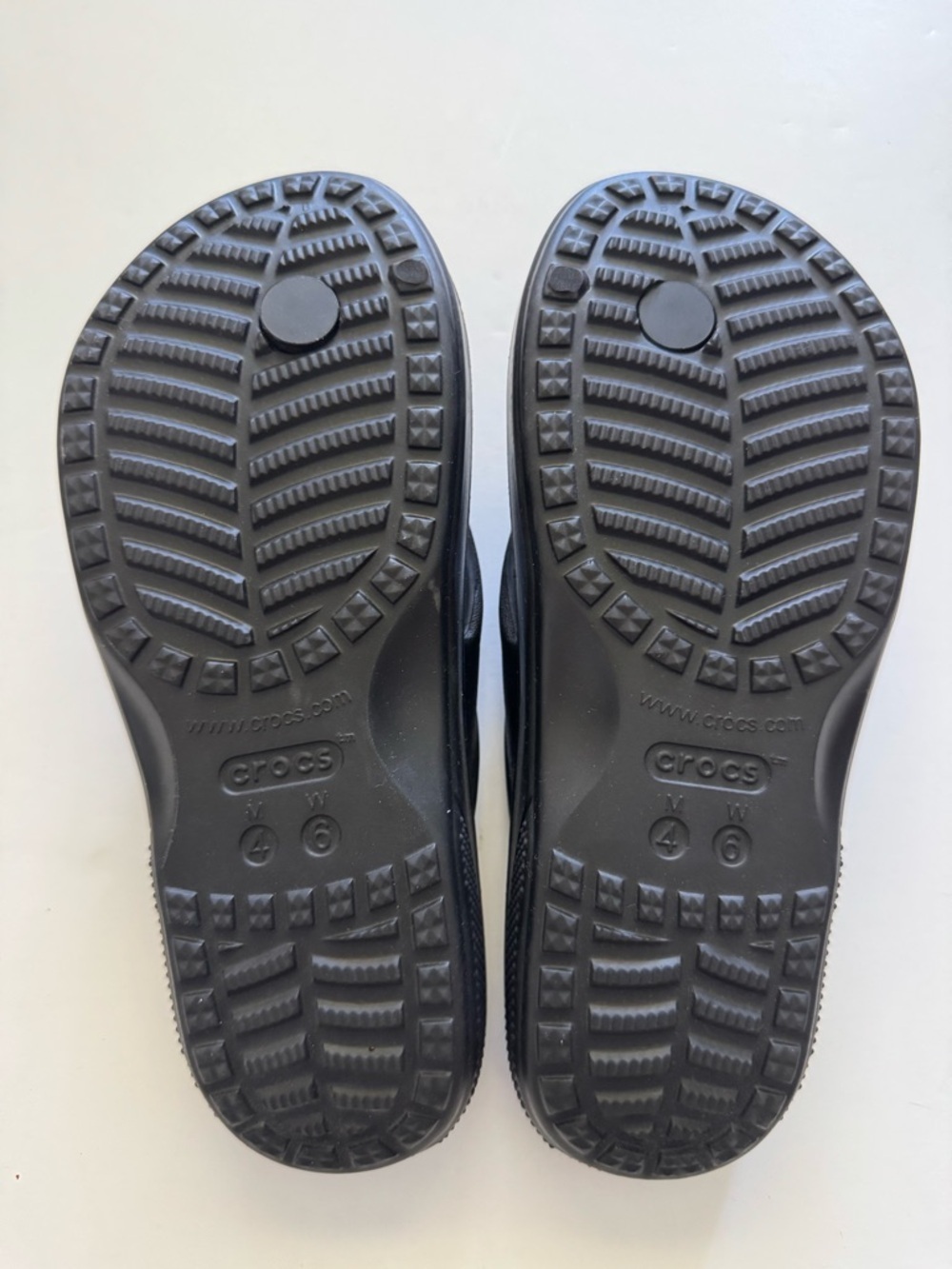 NWT Crocs Black Baya II Flip Flops Sandals size 6 - Picture 5 of 6